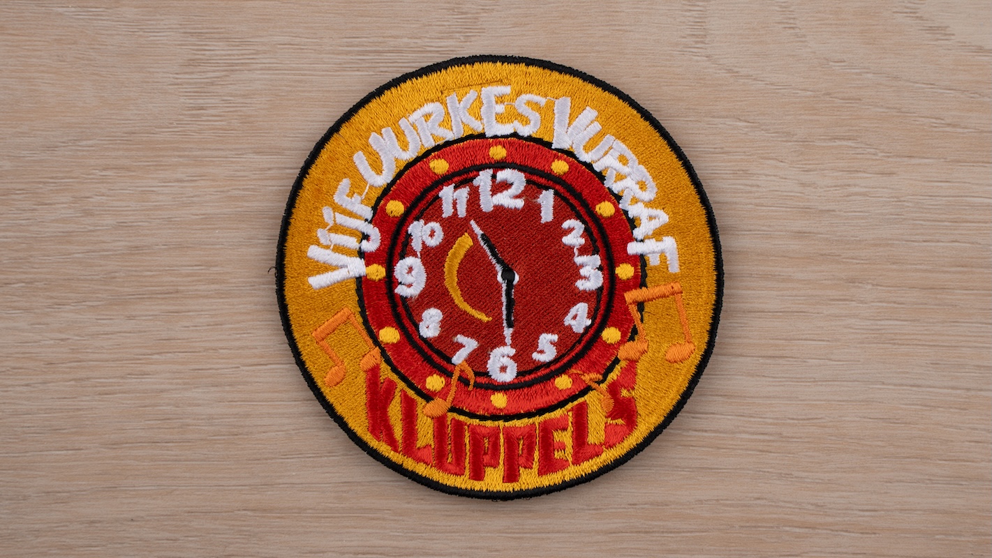 Vijf Uurkes Vurraf Embleem